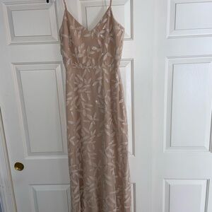 Elegant Floral Lace Maxi Dress